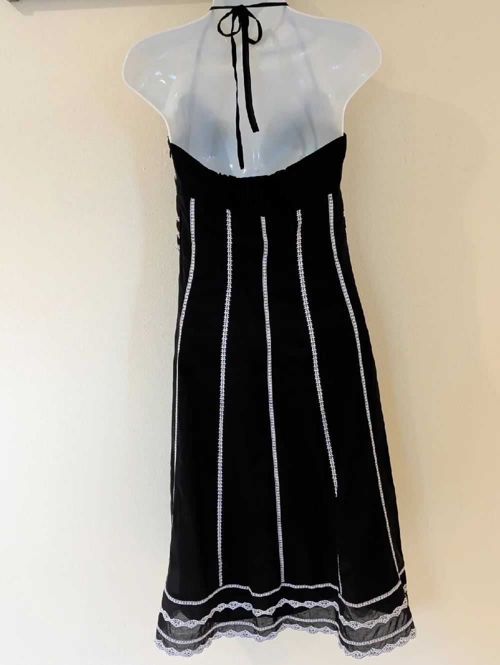 White House Black Market Black Halter Midi Dress with White Lace Details Size 4 - Picture 9 of 11